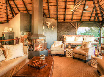 Chobe Savanna Lodge: In der Lounge