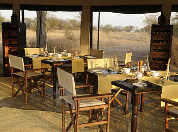 Olakira Migration Camp: Im Speisezelt