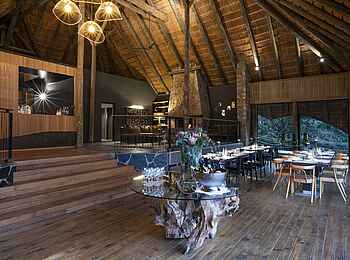 Bayethe Lodge: Der Zentralbereich Bayethe Lodge: Der Zentralbereich