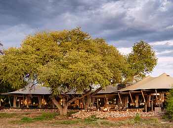 Onguma Tented Camp: Blick auf den Zentralbereich