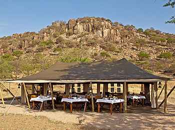 Serengeti Pioneer Camp: Das Speisezelt Serengeti Pioneer Camp: Das Speisezelt