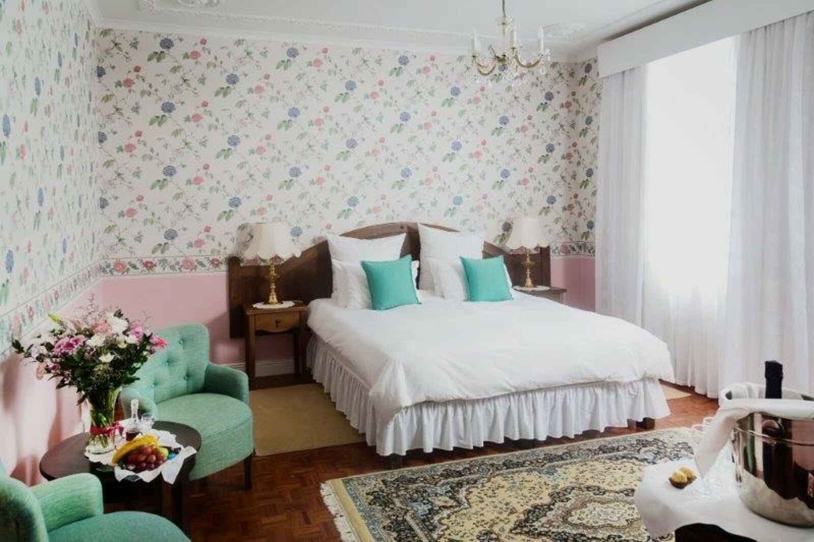 Hotel Eberwein: Doppelbettzimmer Hotel Eberwein: Doppelbettzimmer