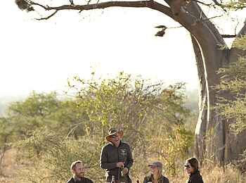 Kichaka Expeditions: Gemeinsame Mahlzeit