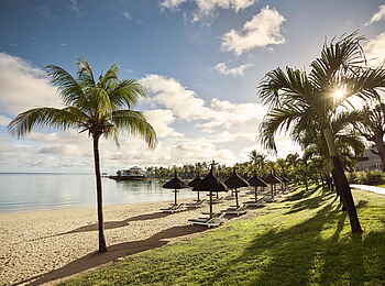 LUX Grand Gaube: Sonnenschirme LUX Grand Gaube: Sonnenschirme