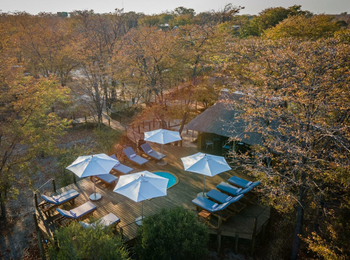 Mankwe Tented Retreat: Blick auf den Poolbereich Mankwe Tented Retreat: Blick auf den Poolbereich