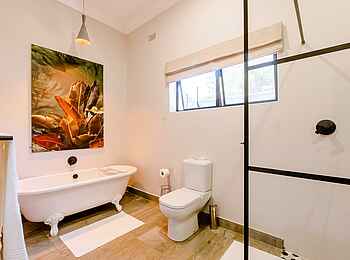 Nkosi Guest Lodge: Superior Room Bad