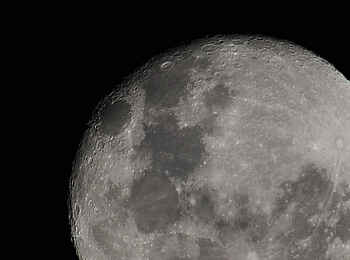 Sossusvlei Lodge: Der Mond