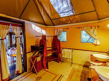 Tipilikwani Mara Camp: Luxury Tent Bad