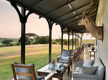 Kirkman's Kamp Lodge: Terrasse