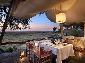 Linyanti Expeditions: Privates Dinner Linyanti Expeditions: Privates Dinner