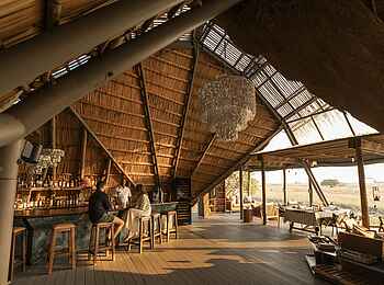 King Lewanika Lodge: An der Bar King Lewanika Lodge: An der Bar