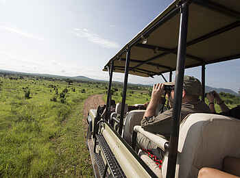 Kwihala Camp: Tierbeobachtung im Safarifahrzeug