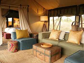 Legendary Songa Migrational Camp: Lounge Gästezelt