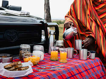 Hemingways River Camp Mara: Bush Dining