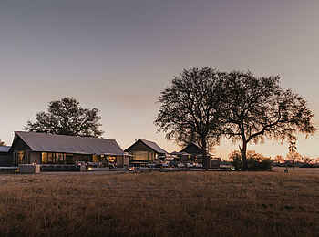 Linkwasha Camp: Außenansicht Linkwasha Camp: Außenansicht