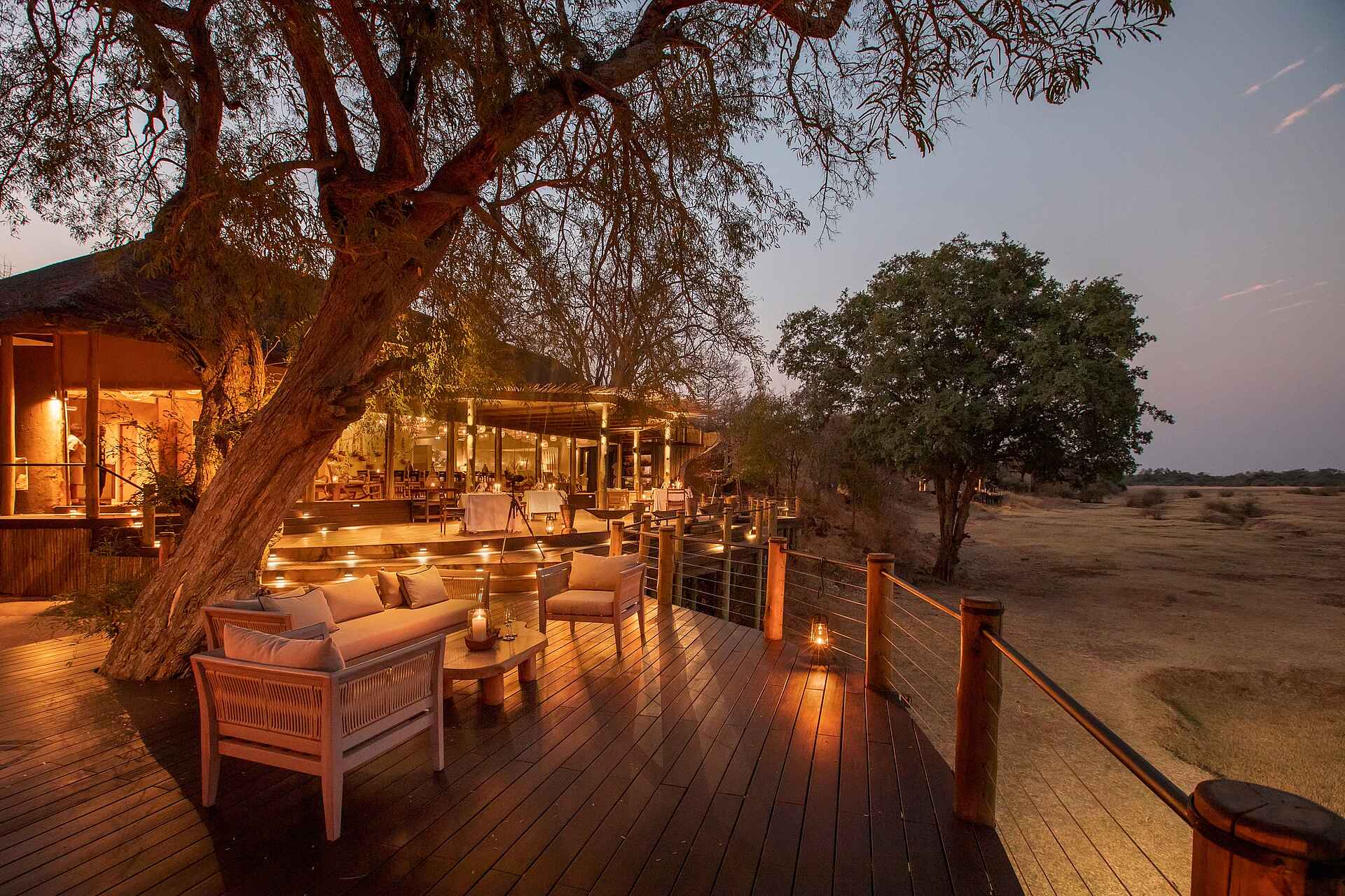 Puku Ridge Camp: Abendstimmung im Camp