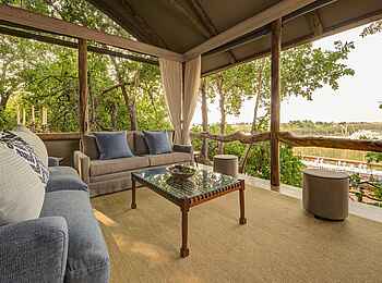 Shinde Lodge: Loungebereich mit Aussicht Shinde Lodge: Loungebereich mit Aussicht
