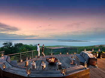 Bumi Hills Safari Lodge: Aussicht auf Starvation Island Bumi Hills Safari Lodge: Aussicht auf Starvation Island