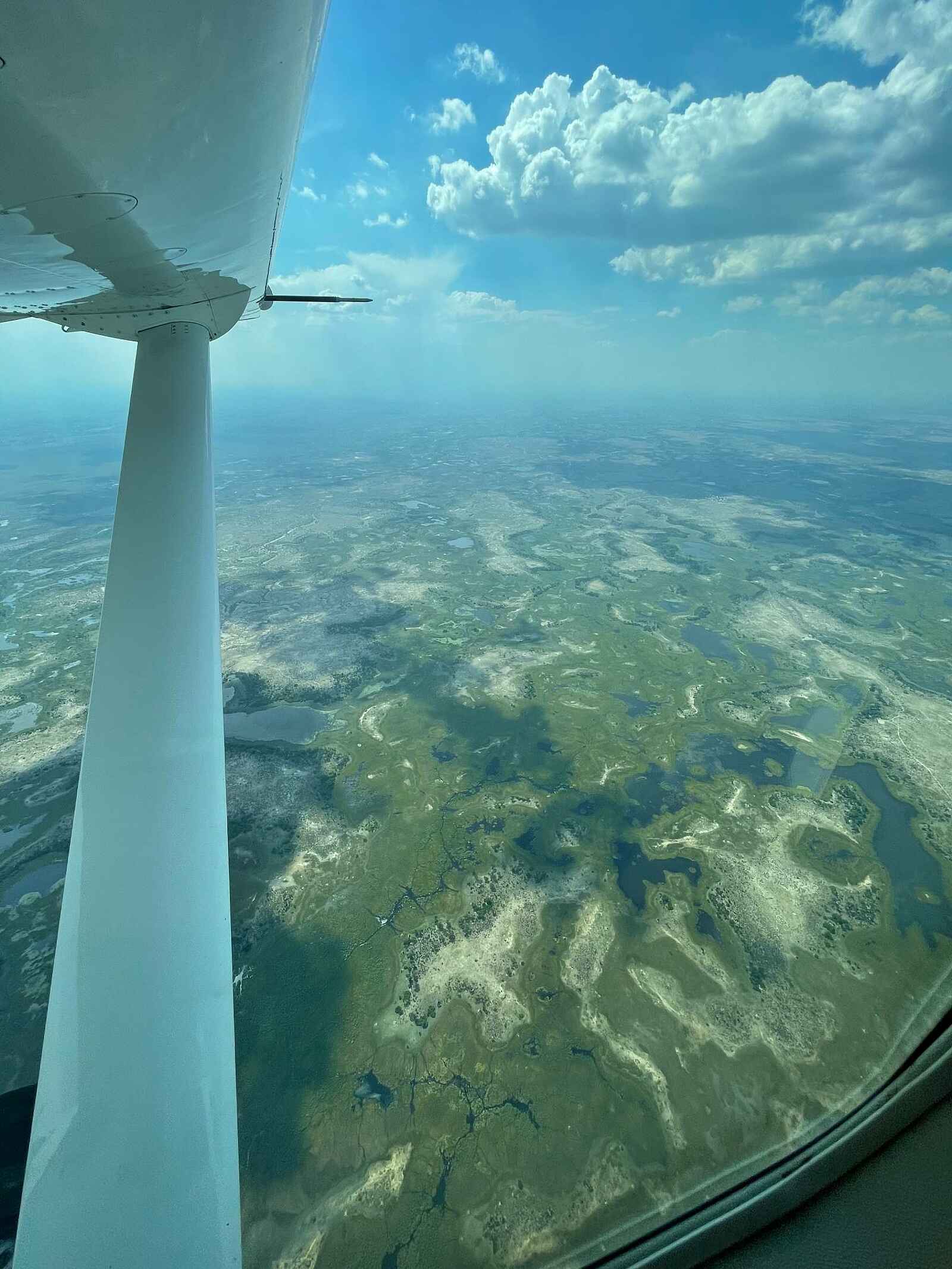Atzaro Okavango Camp: Flug übers Delta Atzaro Okavango Camp: Flug übers Delta