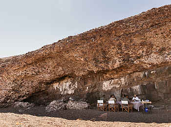 Desert Rhino Camp: Picknick beim Nashorn Tracking