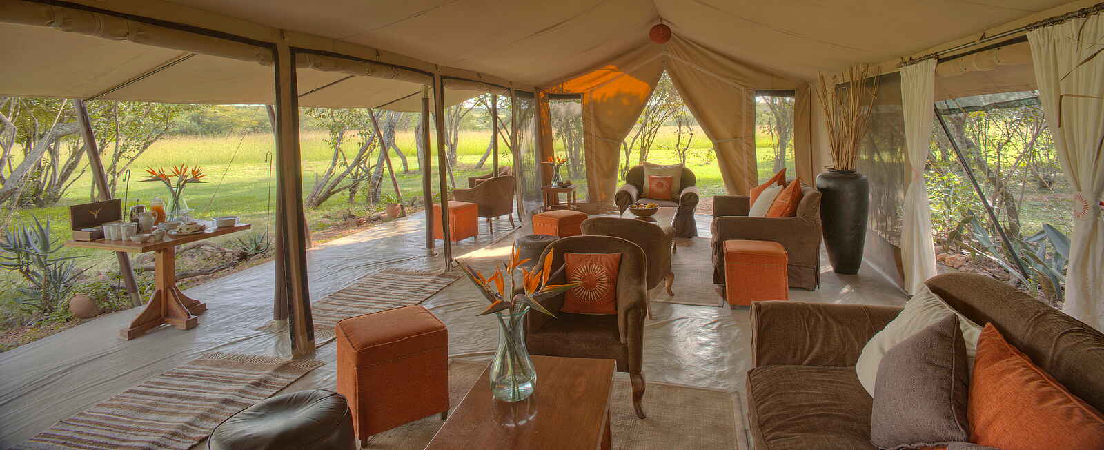 Encounter Mara Camp: Lounge Encounter Mara Camp: Lounge