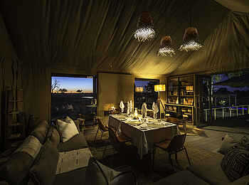 Linkwasha Camp: Im Hauptzelt Linkwasha Camp: Im Hauptzelt