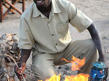 Mwagusi Safari Camp: Am Feuer