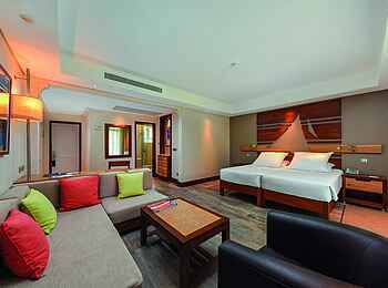 Shandrani Beachcomber Resort and Spa: Senior Suite Bett Shandrani Beachcomber Resort and Spa: Senior Suite Bett