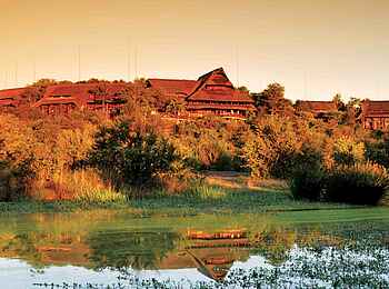 Victoria Falls Safari Lodge: Nahtlose Integration in die Umgebung