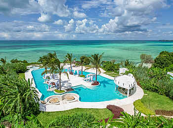 Ycona Luxury Resort: Hauptpool