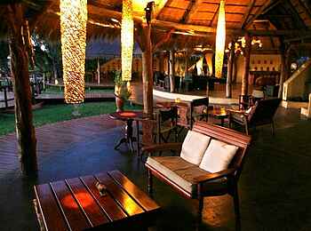 Camp Kwando: Lounge