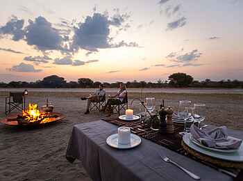 Evolve Back Gham Dhao Lodge: Busch Dinner