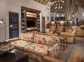 Simbavati Camp George: Die Bar mit Lounge Simbavati Camp George: Die Bar mit Lounge