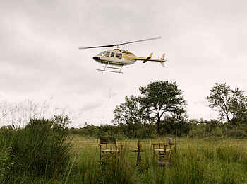 Zambezi Sands Luxury Tented Camp: Helicopterflug