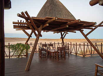 !Xaus Lodge: Zentrales Deck !Xaus Lodge: Zentrales Deck