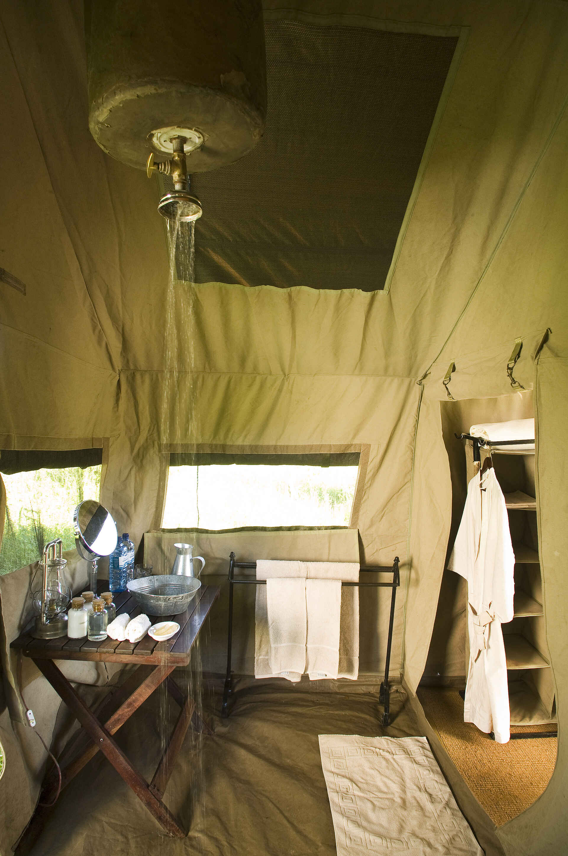 Chobe under Canvas: Die Buschdusche