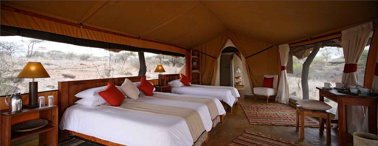 Lewa Safari Camp: Gästezelt mit Extrabett Lewa Safari Camp: Gästezelt mit Extrabett