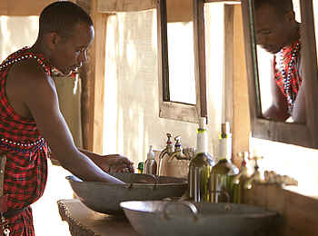 Ngare Serian Camp: Waschtische