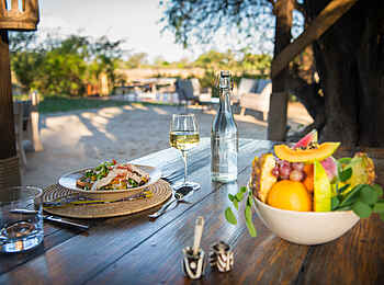 Sindabezi Island Camp: Kulinarik