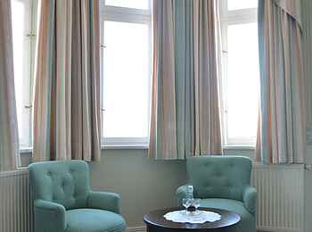 Hotel Eberwein: Zwei Sessel Hotel Eberwein: Zwei Sessel