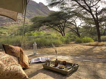 Koros Camp: Kissenlager unter Akazien