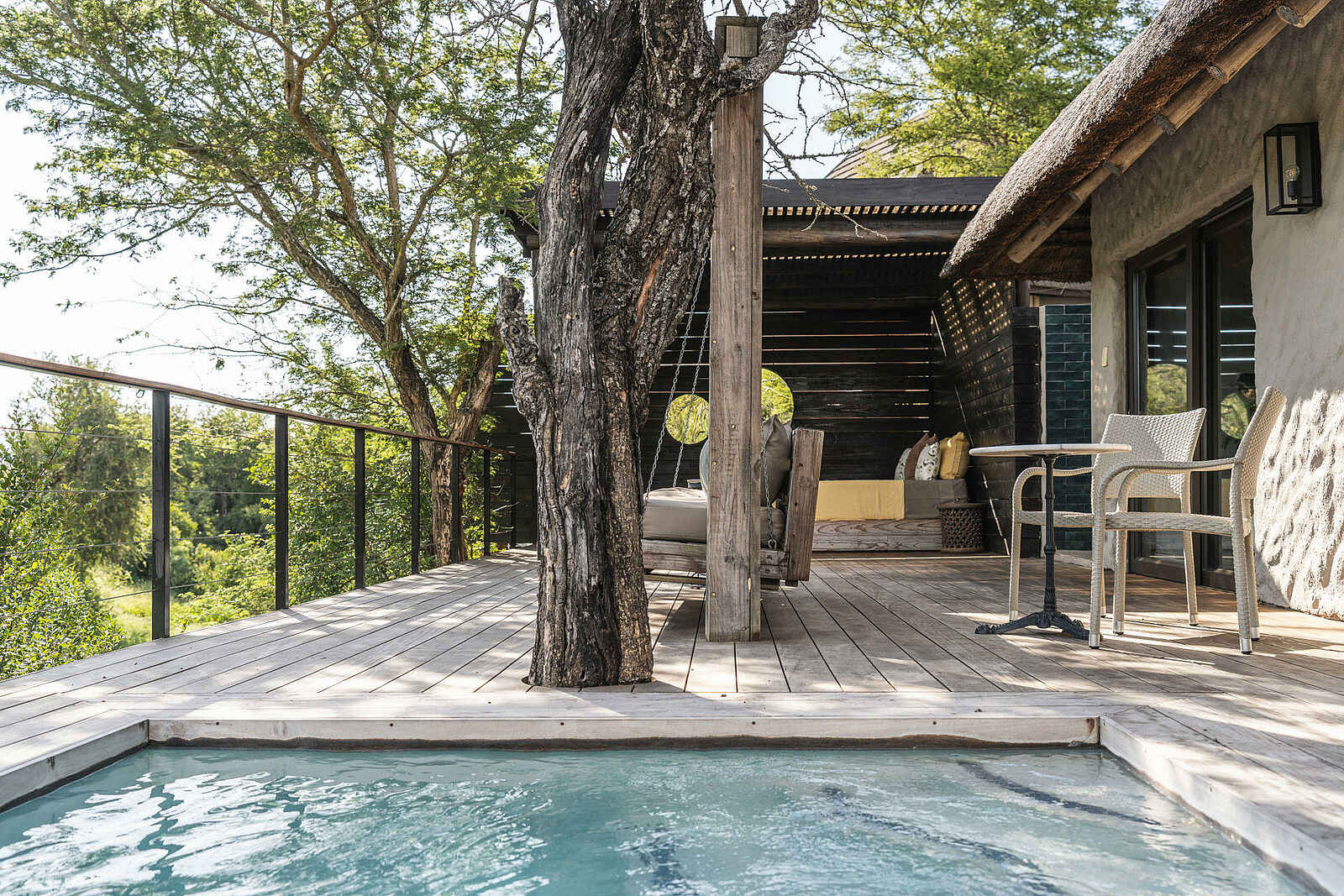 Simbambili Game Lodge: Honeymoon Suite - Terrasse Simbambili Game Lodge: Honeymoon Suite - Terrasse