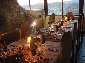 Ugab Terrace Lodge: Dinner bei Kerzenschein
