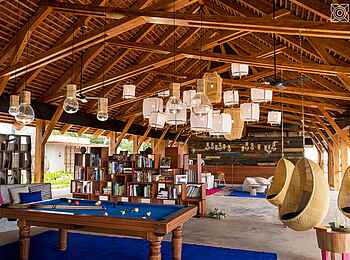 Zuri Zanzibar: Rezeption mit Spielecke