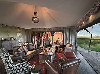 Duba Plains Camp: Lounge