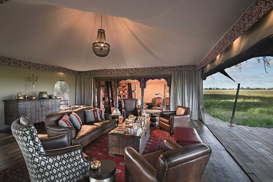 Duba Plains Camp: Lounge Duba Plains Camp: Lounge