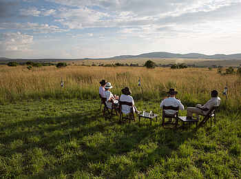 Sand River Masai Mara Camp: Sundowner Sand River Masai Mara Camp: Sundowner