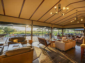 Serengeti Sametu Camp: Lounge Serengeti Sametu Camp: Lounge