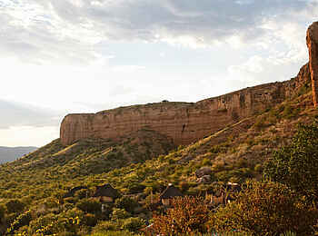 Vingerklip Lodge: Tafelberg bei Tag