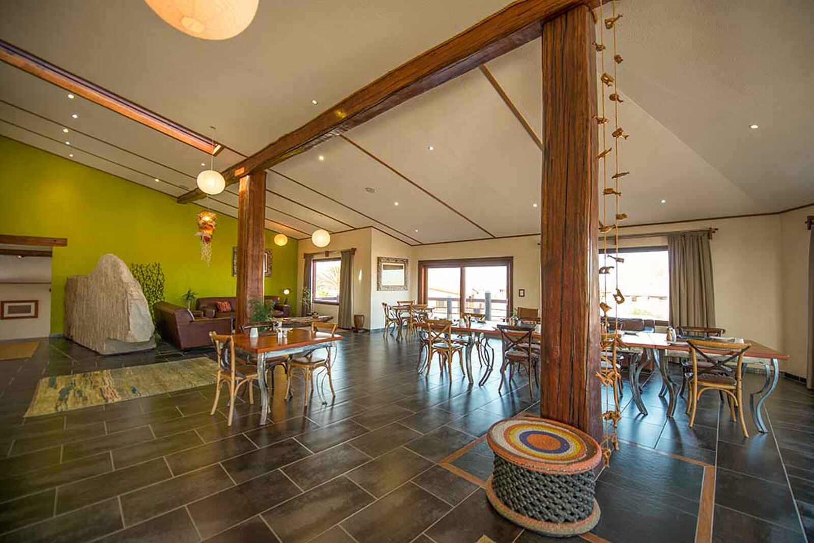 Desert Breeze Lodge: Restaurant Desert Breeze Lodge: Restaurant